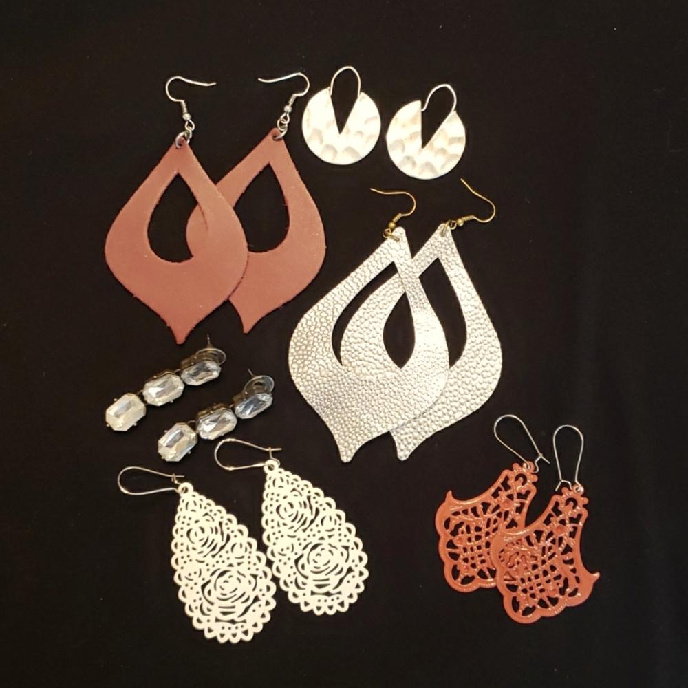 Lot of Plunder Earrings